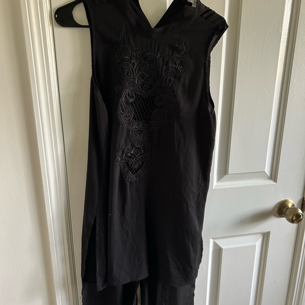 Bar III Black Embroidered Sleeveless Blouse